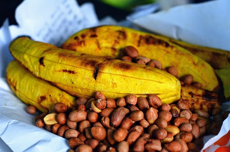 Alakena (Termite Groundnut Relish), via Wikimedia Commons