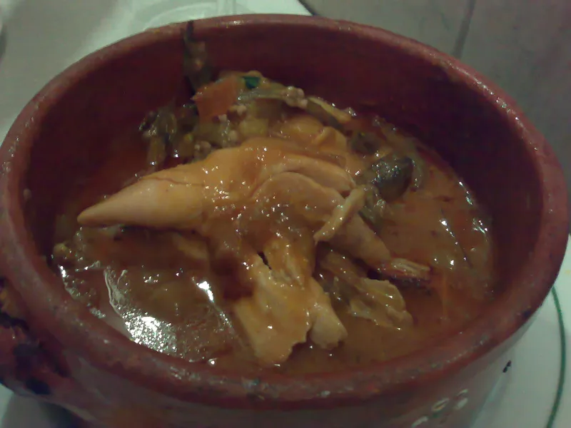Muamba de Ginguba, via Wikimedia Commons