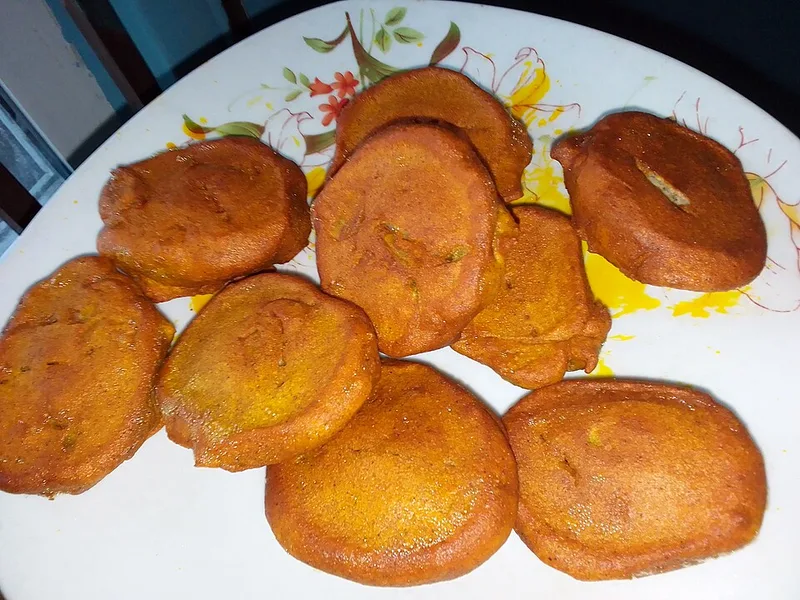 Tubani (Steamed Bean Cake), via Wikimedia Commons