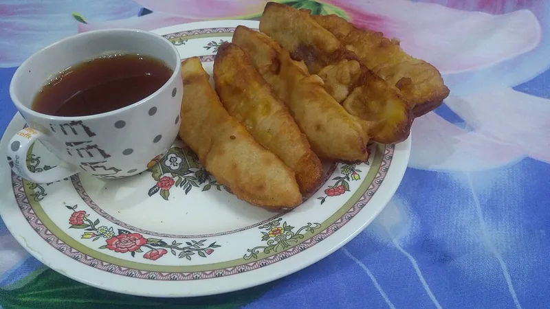 Blá Blá (Breadfruit Fritters), via Wikimedia Commons