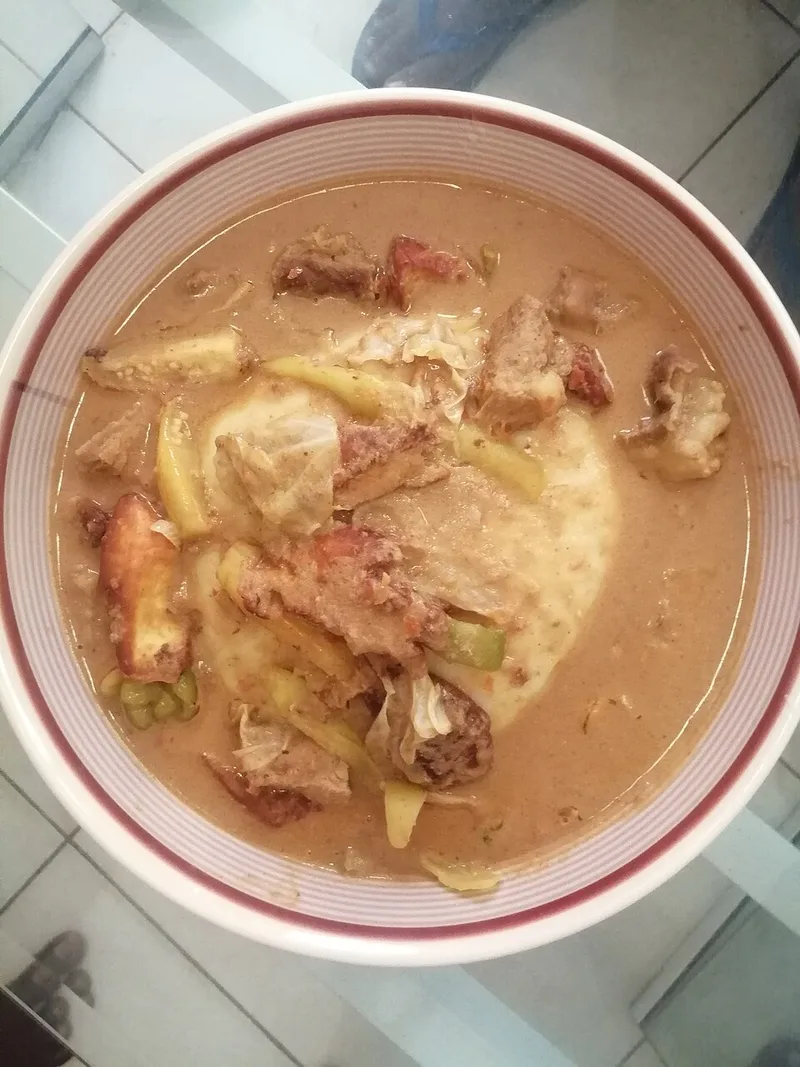 Ragoût d'Igname (Yam Stew), via Wikimedia Commons